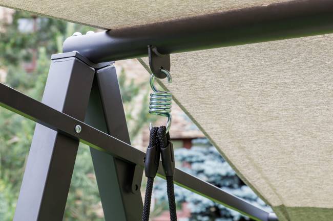 Качели LOAN трехместные из стали