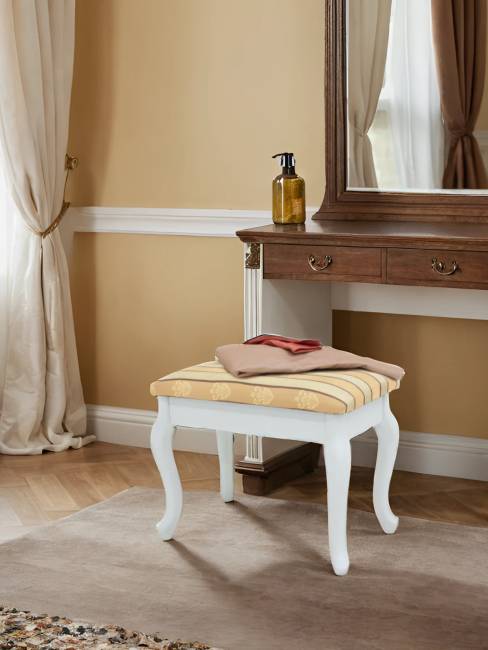 Банкетка Ретро с ящиком белый, ткань полоса бежевый Банкетка Ретро с ящиком белый, ткань полоса бежевый