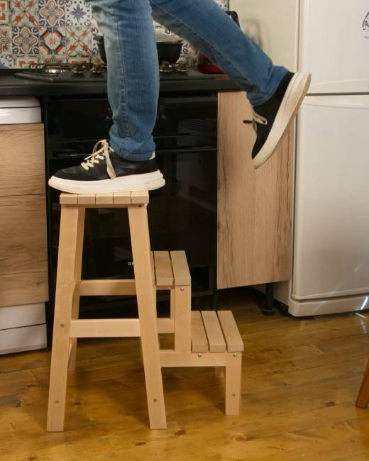 Табурет-стремянка Марк, Натуральное дерево