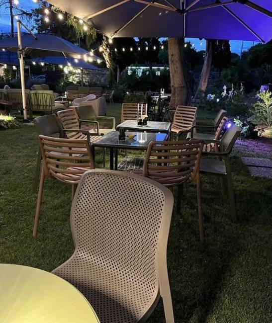 Стул пластиковый Bit тортора 520х550х840 мм Стул пластиковый Bit тортора 520х550х840 мм