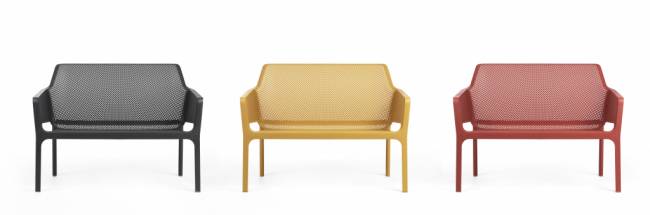 Диван пластиковый Net Bench коралловый 1160х700х860 мм Диван пластиковый Net Bench коралловый 1160х700х860 мм